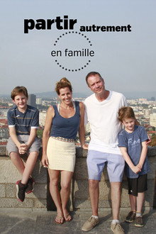 Partir autrement en famille poster