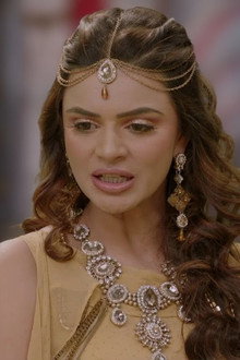 Shivangi Reveals Her True Self to Yamini