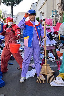 The Disgusting and Puzzling Garbage Service!