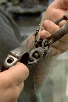 Houdini's Handcuffs