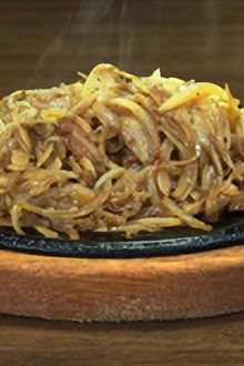 Pork and Onion-Garlic Stir-Fry of Hakuraku, Yokohama City, Kanagawa Prefecture