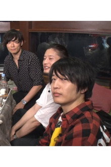 Captain Takuya bursts out laughing! Takoyaki party!