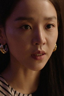 Yeon-seo Apologizes to the Sponsors