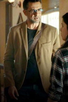 Behen, Yeh Tera Baap Hai?