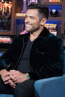 Kelly Ripa; Mark Consuelos