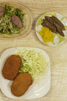 Mom's Croquette and Buri-daikon of Mitaka City, Tokyo