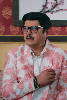 Vibhuti and Angoori Arrive At Rasbhavan