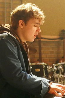 The missing Christmas hits