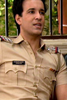 Billu is Crazy About Kesh Kumari