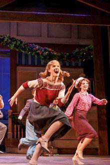 Irving Berlin’s Holiday Inn