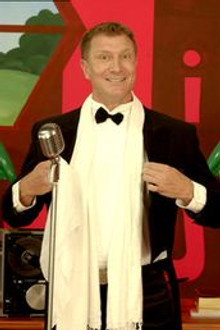 Simon the Opera Singer