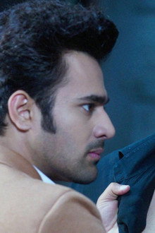 Vyom Misleads Mahir