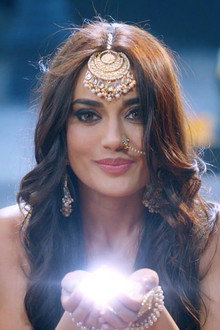 Bela Returns The Naagmani!