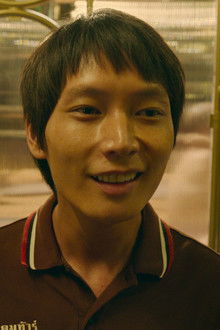 A Sparrow and a Rooster