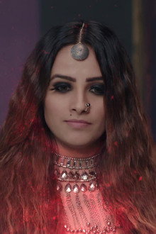 Vishaka's Identity Gets Exposed!