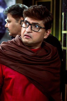 Man Of The Hour, Kachcha Kela