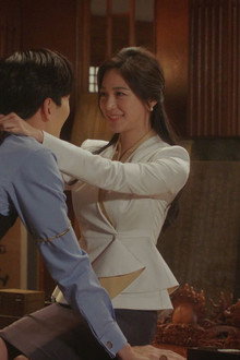 The Empress Dowager Underestimates Ms. Min