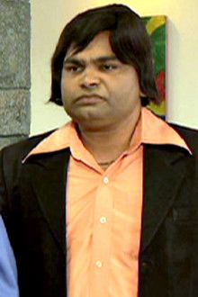 Builder Patel and Patwardhan Fight In Imaan Chowki