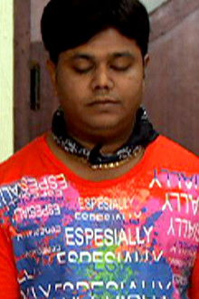 Billu and Gopi Set a Trap For Tony and Tina