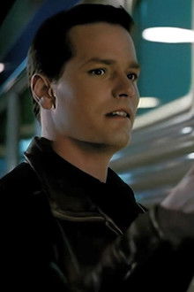 Victoria's Secret (2)