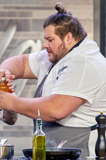 Nadia G vs. Rodney Bowers