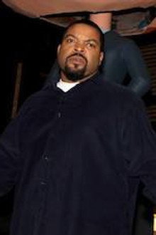 The Bun Crumbs on Cumberbatch's Cummerbund