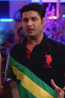 Rajni Defeats Charlie