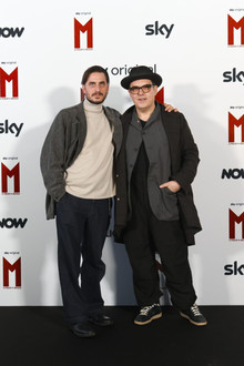 M - Il Figlio del secolo | Il dietro le quinte poster