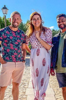 Holiday Homes in the Sun poster