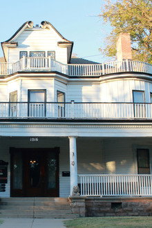 Stone Lion Inn