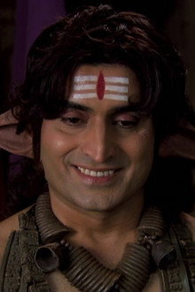 Manthara poisons Kaikeyi's mind