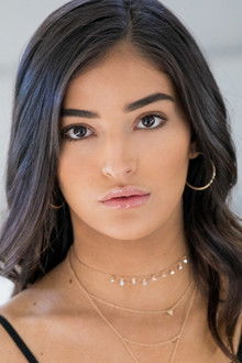 Emily Willis - Profile Images — The Movie Database (TMDb)