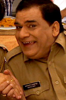 Billu and Gopi Find a Brilliant Writer