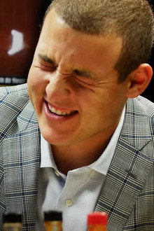 Anthony Rizzo on Chicago Cubs Rivalries & Baseball Superstitions While Eating Spicy Wings