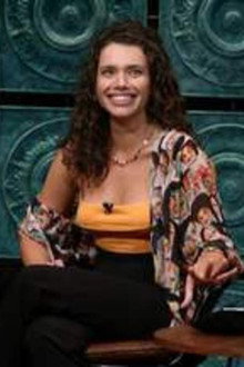 Ísis Valverde, Bruna Linzmeyer and Victor Sarro