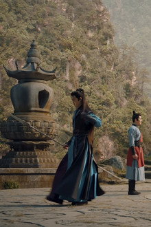 Lei Wujie Bravely Enters the Ascending Pavilion