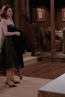Daphne Does Dinner