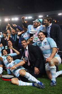 Pumas de Bronce, Corazón de Oro