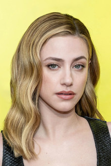 Photo of Lili Reinhart