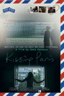 Kissing Paris