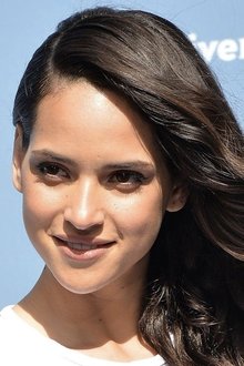 Photo of Adria Arjona
