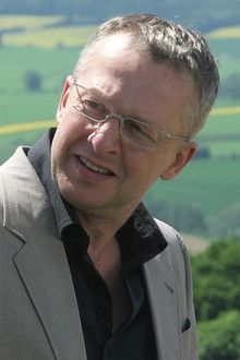 Jasne błękitne okna