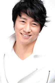 Photo of Jun Byung-Chul