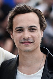 Photo of Frank Dillane