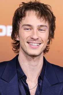 Photo of Drew Starkey