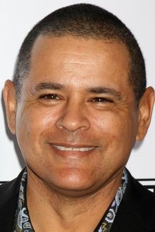 Photo of Raymond Cruz