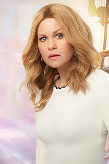 Aurora Teagarden Mysteries: A Very Foul Play