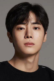 Photo of Choo Young-woo