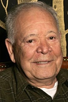 Photo of Chalo González