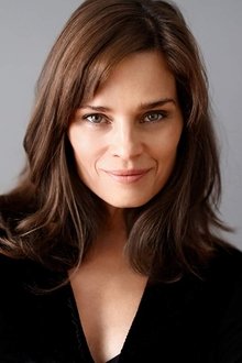 Photo of Lorraine Farris